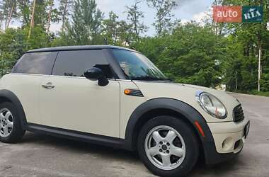 Хэтчбек MINI Hatch 2010 в 