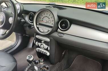 Хэтчбек MINI Hatch 2010 в 