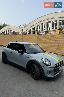Хэтчбек MINI Hatch 2016 в 