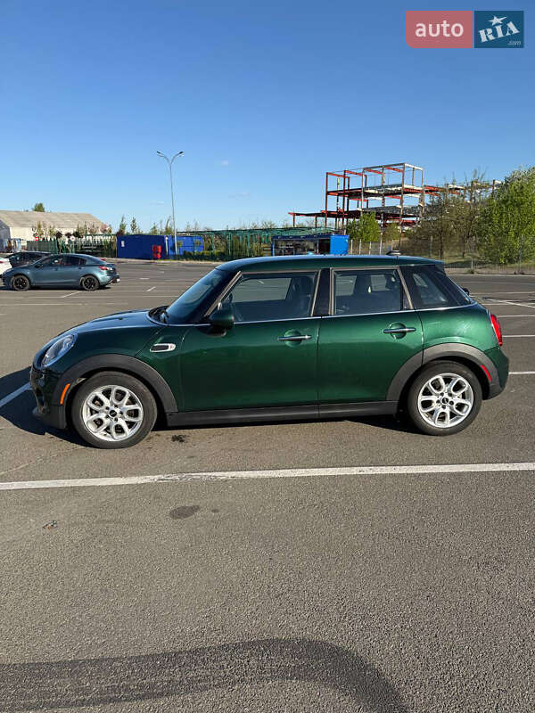 Хетчбек MINI Hatch 2017 в Києві