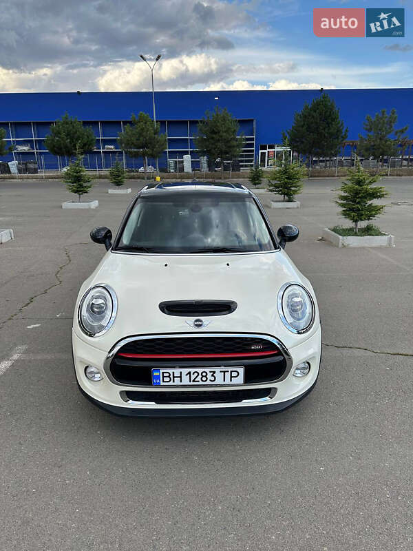 Хэтчбек MINI Hatch 2015 в Одессе фото 3 Хэтчбек MINI Hatch 2015 в Одессе