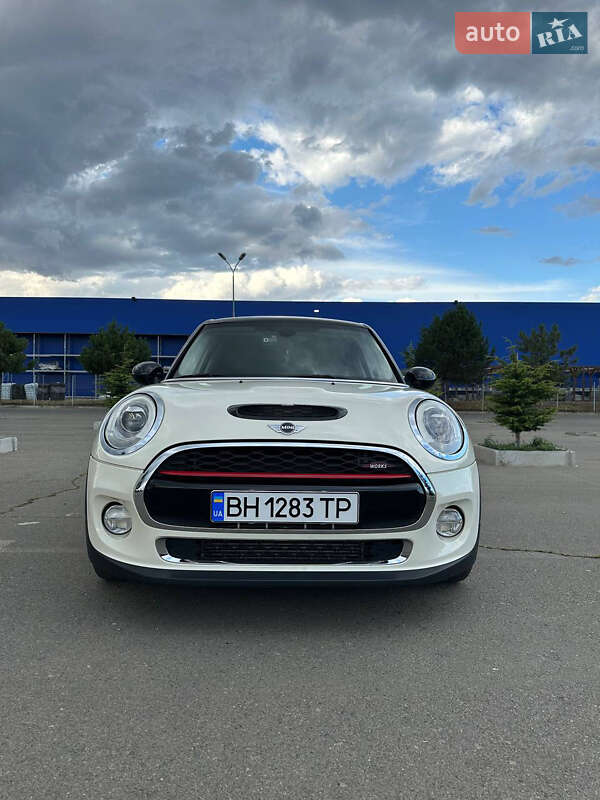 Хэтчбек MINI Hatch 2015 в Одессе фото 7 Хэтчбек MINI Hatch 2015 в Одессе