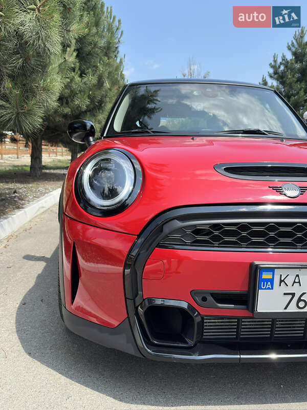 Хетчбек MINI Hatch 2023 в Києві