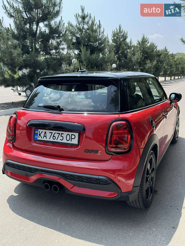Хетчбек MINI Hatch 2023 в Києві фото 20 Хетчбек MINI Hatch 2023 в Києві