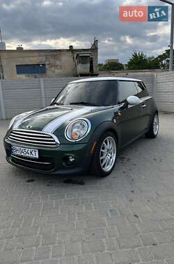 Хетчбек MINI Hatch 2012 в 