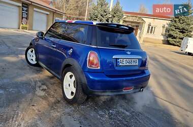 Хэтчбек MINI Hatch 2006 в 