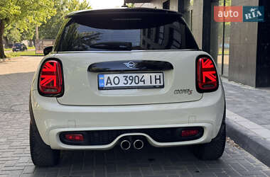 Хетчбек MINI Hatch 2019 в 