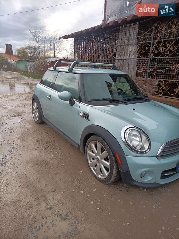 Хетчбек MINI Hatch 2013 в Києві