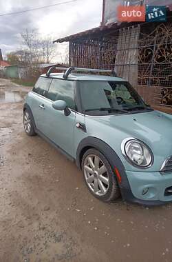 Хетчбек MINI Hatch 2013 в 