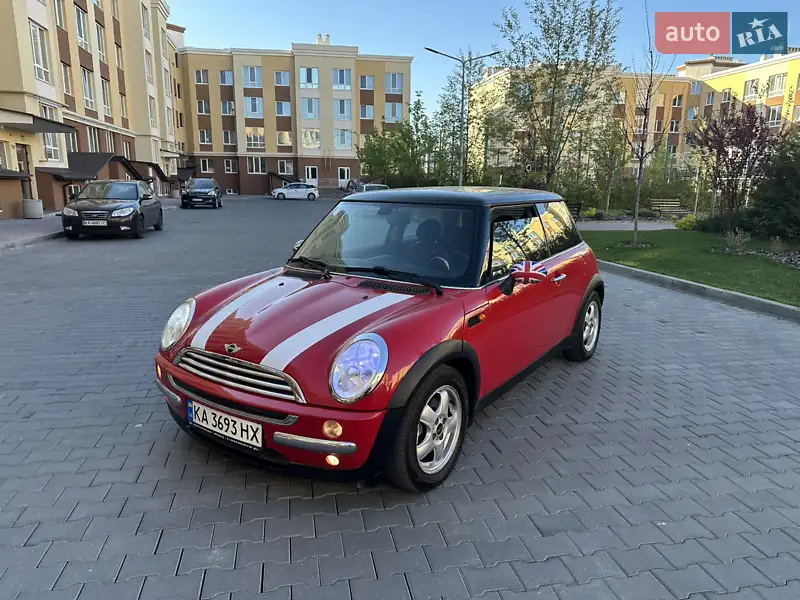 Хэтчбек MINI Hatch 2003 в 