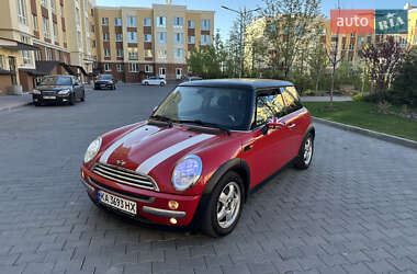 Хэтчбек MINI Hatch 2003 в 