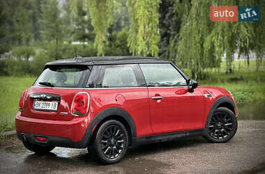 Хетчбек MINI Hatch 2015 в 