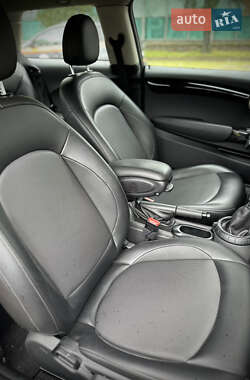 Хетчбек MINI Hatch 2015 в 