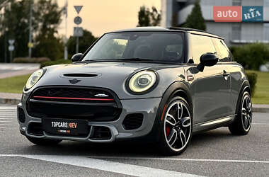 Хетчбек MINI Hatch 2018 в Києві