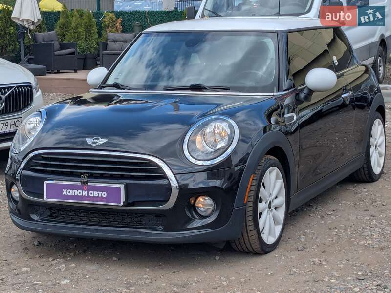Хетчбек MINI Hatch 2017 в Києві