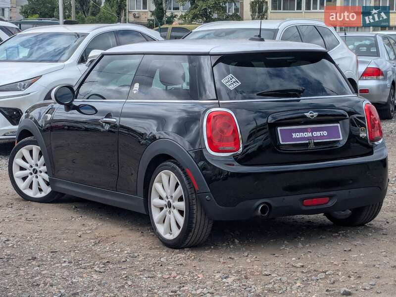 Хетчбек MINI Hatch 2017 в Києві