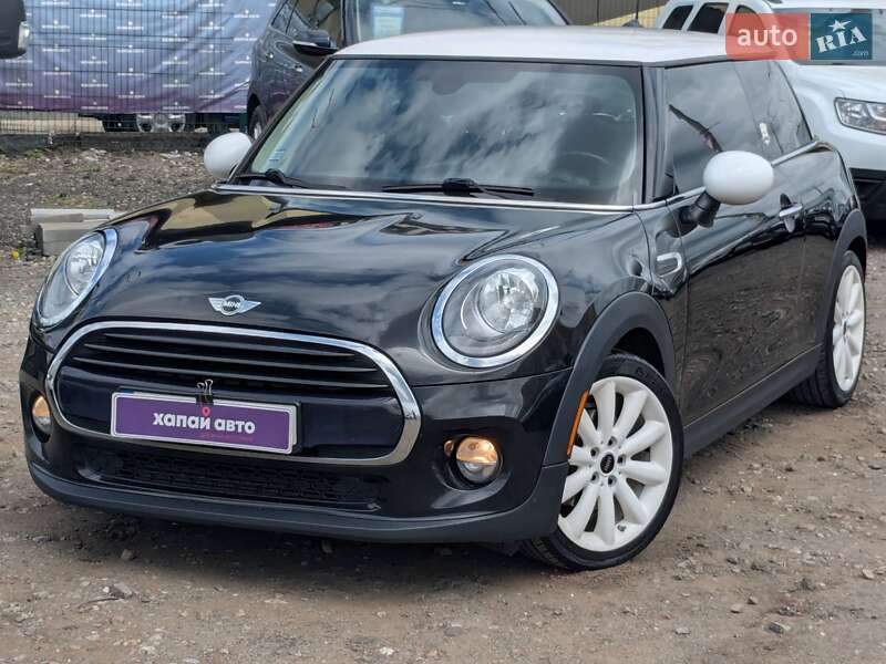 Хетчбек MINI Hatch 2017 в Києві