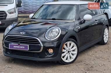 Хетчбек MINI Hatch 2017 в Києві