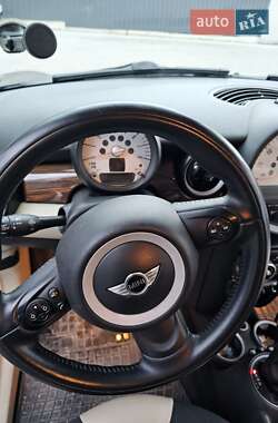 Хетчбек MINI Hatch 2011 в 