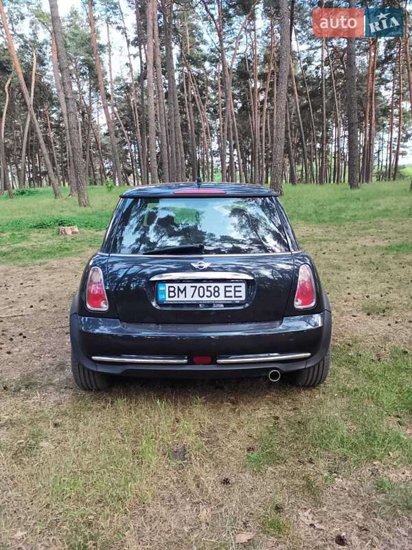 Хэтчбек MINI Hatch 2005 в Ахтырке фото 4 Хэтчбек MINI Hatch 2005 в Ахтырке