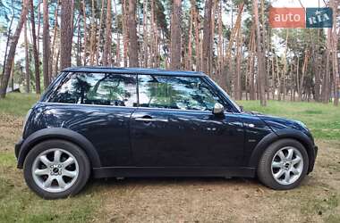 Хэтчбек MINI Hatch 2005 в Ахтырке фото 5 Хэтчбек MINI Hatch 2005 в Ахтырке