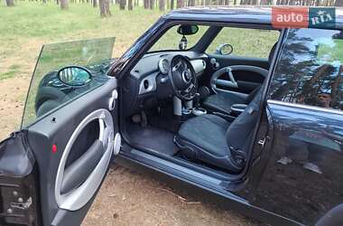 Хэтчбек MINI Hatch 2005 в Ахтырке фото 9 Хэтчбек MINI Hatch 2005 в Ахтырке