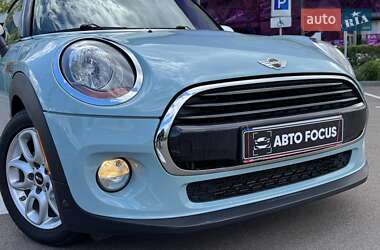Хетчбек MINI Hatch 2014 в 