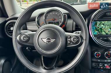 Хетчбек MINI Hatch 2014 в 