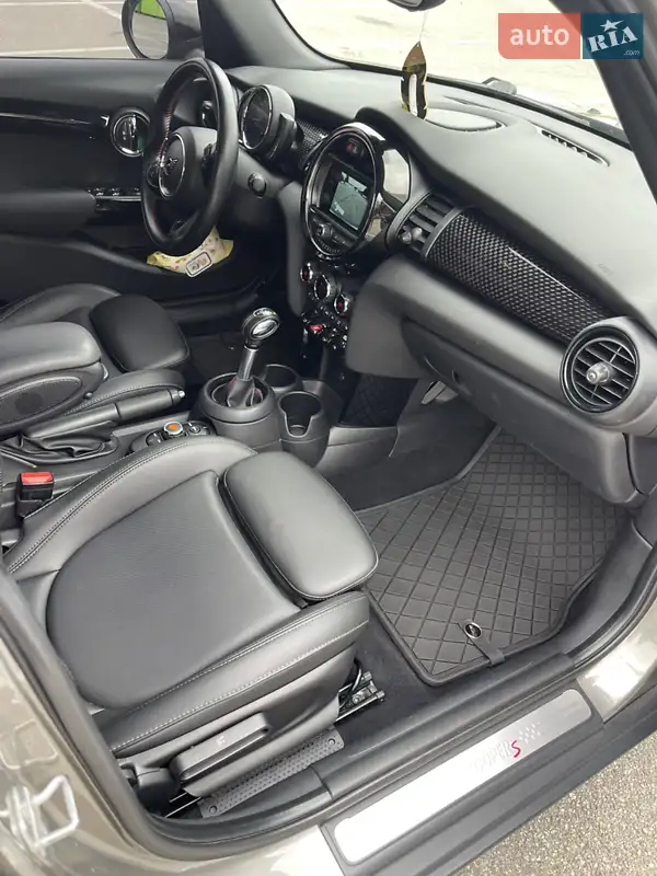 MINI Hatch 2019 VIN WMWXU3C53K2H88680 фото оголошення 7 з 55