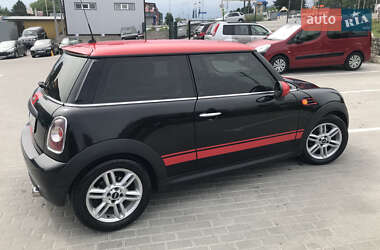 Хэтчбек MINI Hatch 2011 в 