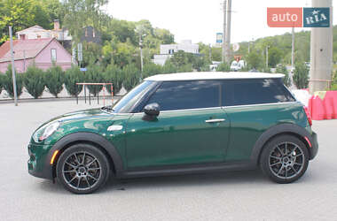 Хэтчбек MINI Hatch 2015 в 
