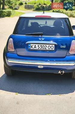 Хетчбек MINI Hatch 2004 в 