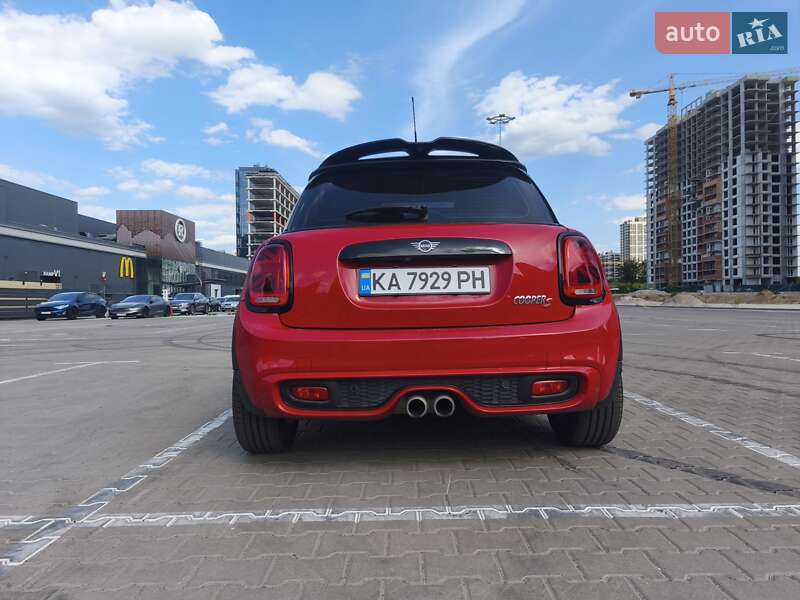 Хетчбек MINI Hatch 2018 в Києві