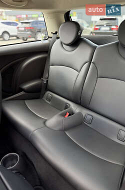 Хетчбек MINI Hatch 2013 в 