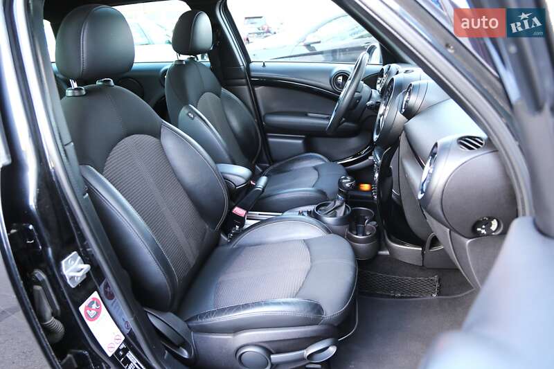 Хетчбек MINI Hatch 2014 в Києві
