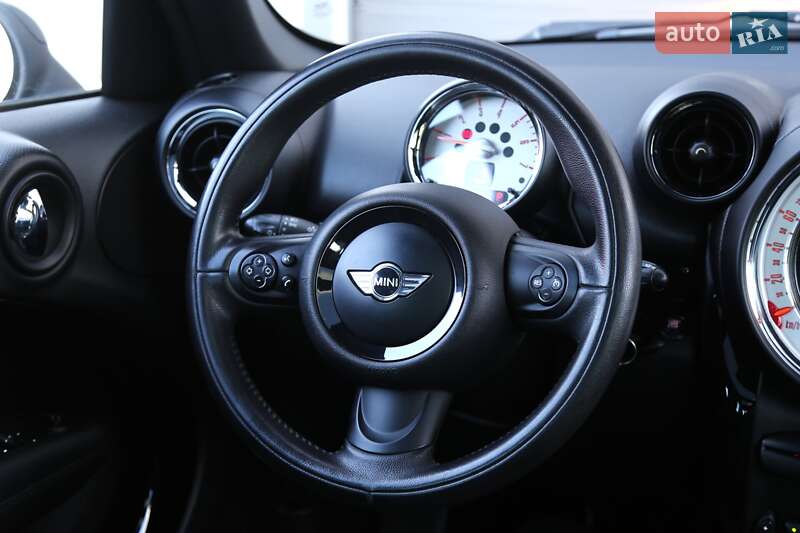 Хетчбек MINI Hatch 2014 в Києві