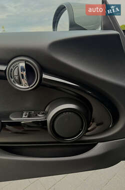 Хетчбек MINI Hatch 2019 в 