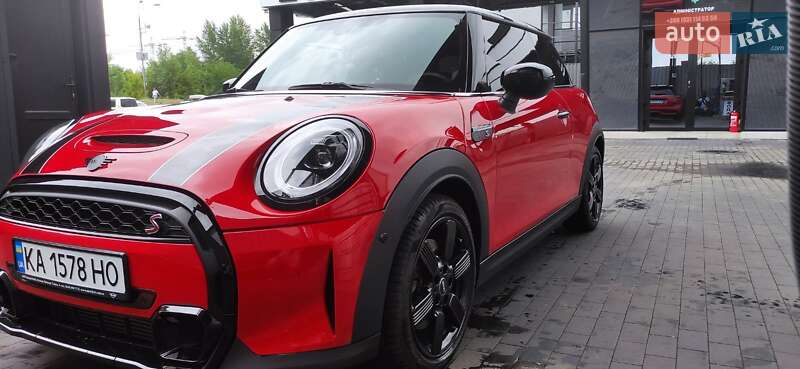 Хетчбек MINI Hatch 2022 в Києві
