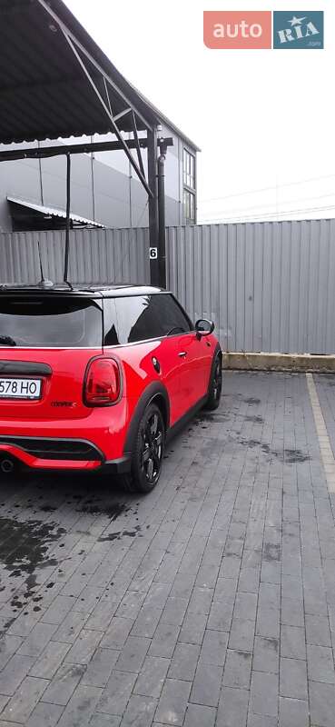 Хетчбек MINI Hatch 2022 в Києві