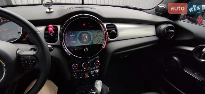 Хетчбек MINI Hatch 2022 в Києві