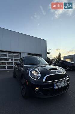 Хэтчбек MINI Hatch 2013 в 