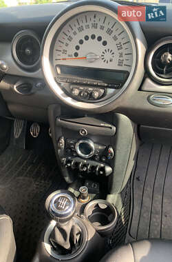 Хетчбек MINI Hatch 2012 в 