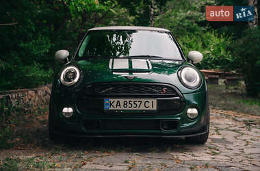 Хэтчбек MINI Hatch 2017 в 