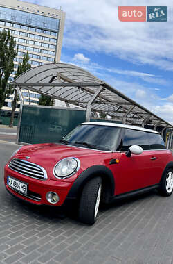 Хетчбек MINI Hatch 2007 в 