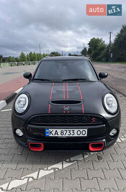 Хетчбек MINI Hatch 2017 в 