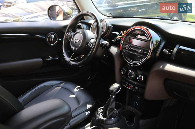 Хетчбек MINI Hatch 2014 в Харкові