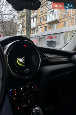 Хэтчбек MINI Hatch 2015 в 