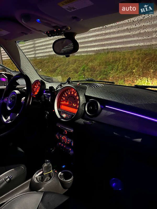 Хетчбек MINI Hatch 2010 в Києві