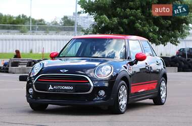 Хэтчбек MINI Hatch 2015 в 