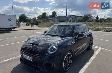 Хетчбек MINI Hatch 2019 в 